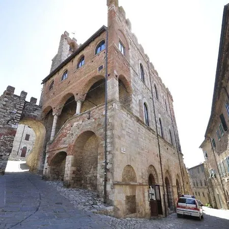 La Casa Di Lisa Apartment *